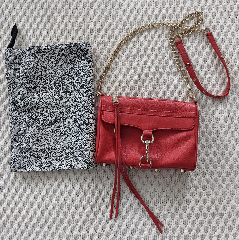 ✨HP✨Rebecca Minkoff Red Mini Mac with Gold Chain